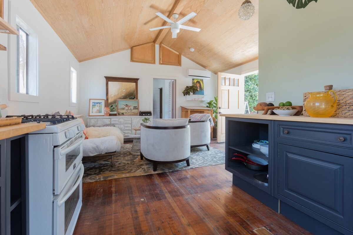 Los Angeles Home 1006550