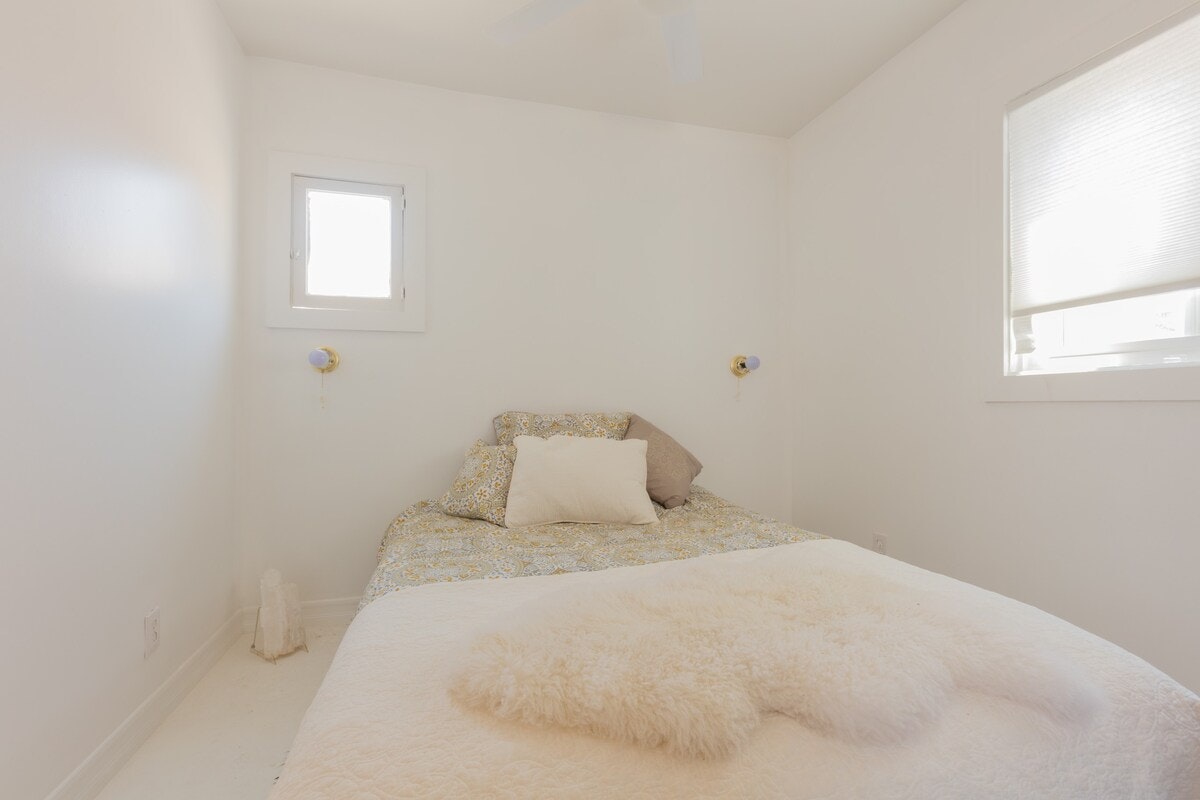Los Angeles Home 1006550