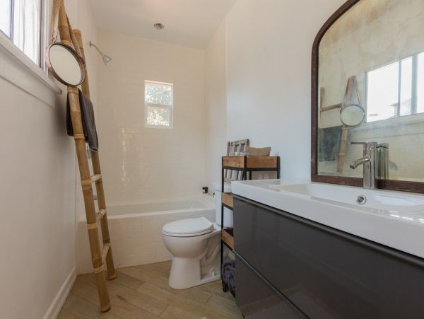 Los Angeles Home 1006550