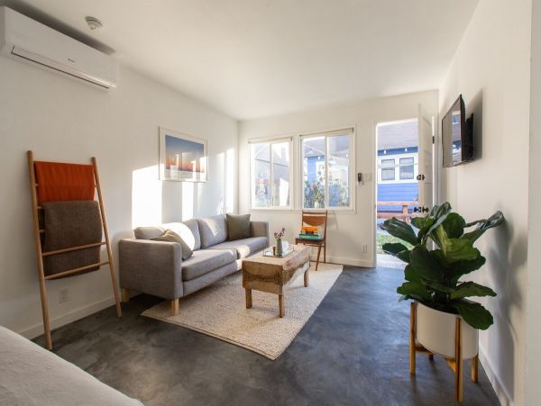 Los Angeles Home 1006551