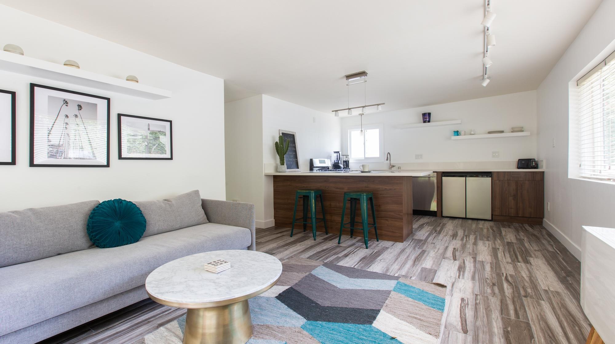 Los Angeles Home 1006554