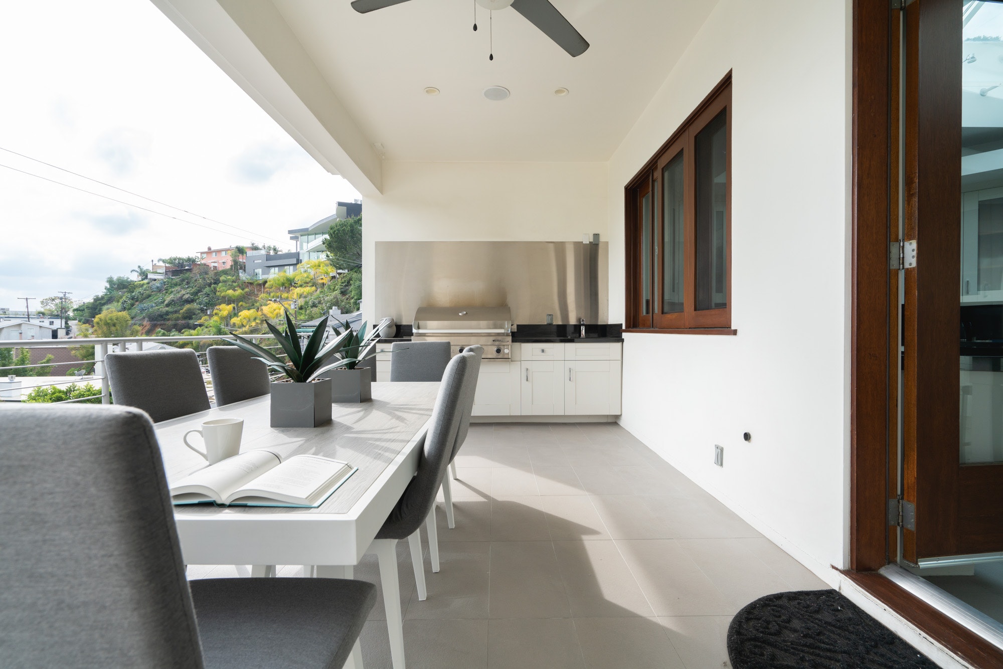 Los Angeles Home 1006555