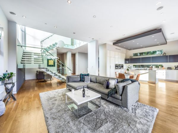 Los Angeles Home 1006556
