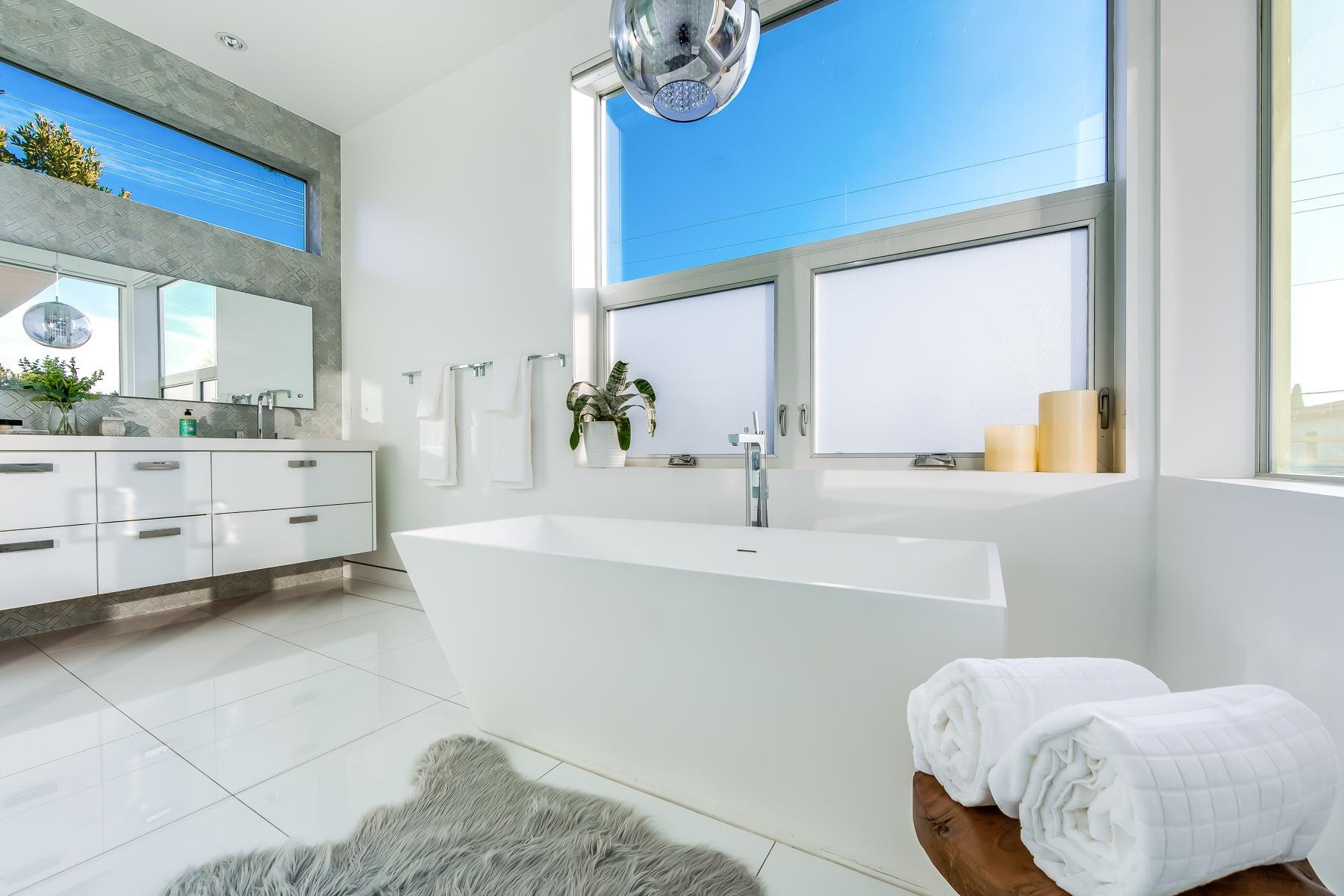 Los Angeles Home 1006556