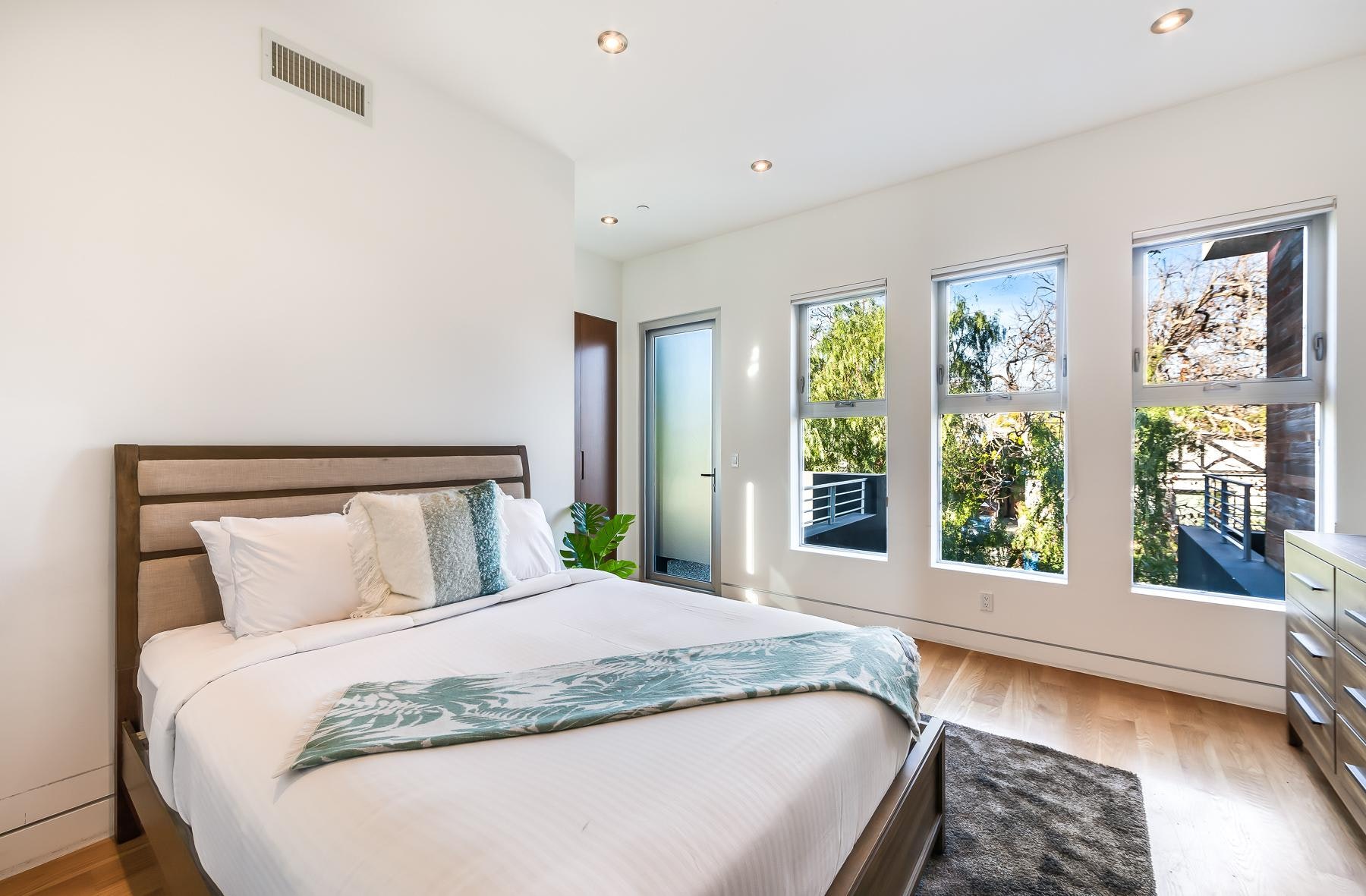 Los Angeles Home 1006556