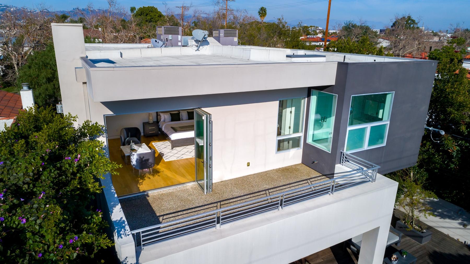 Los Angeles Home 1006556