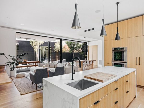 Los Angeles Home 1006563