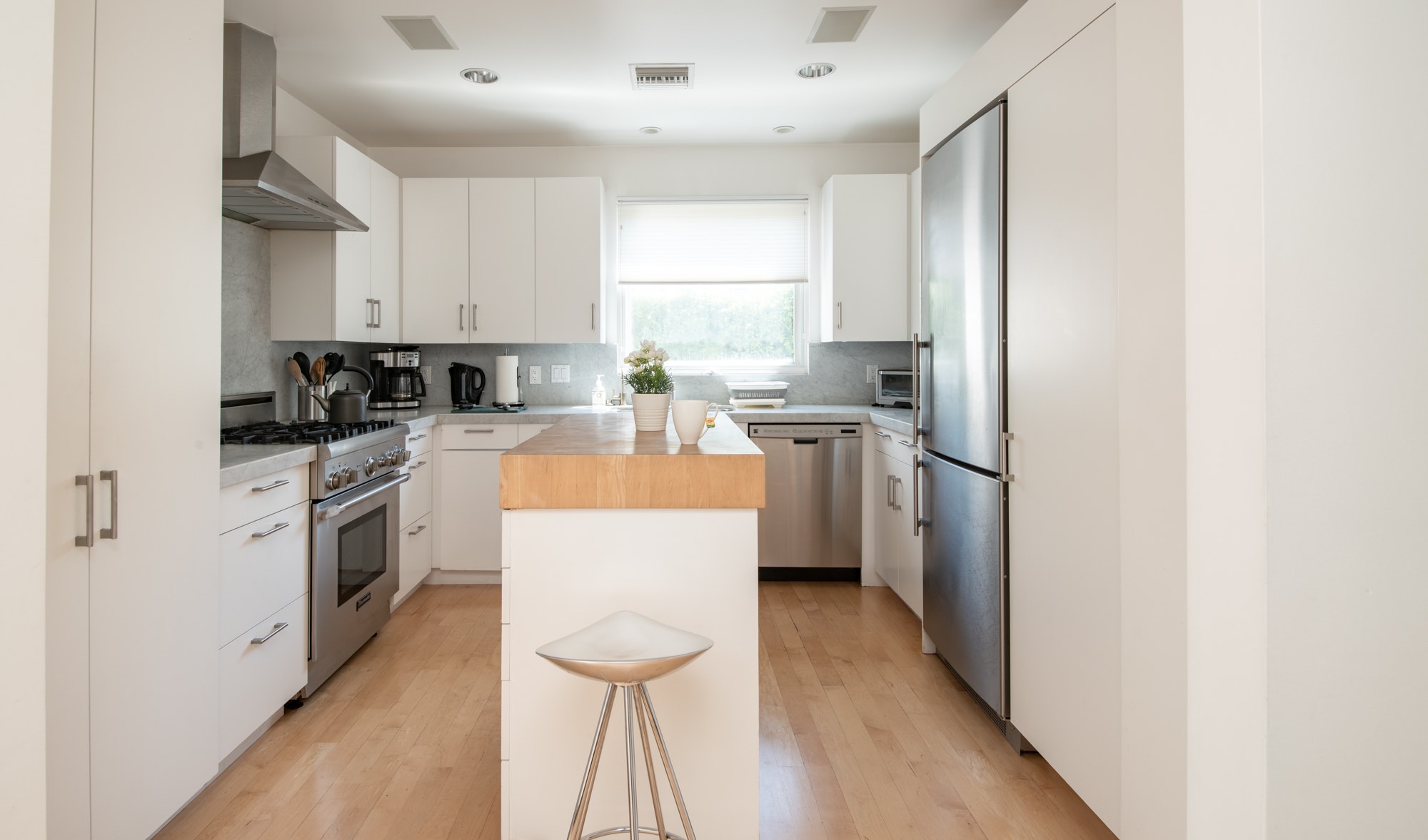 Los Angeles Home 1006567