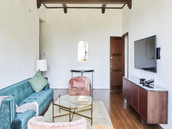 Los Angeles Home 1006570