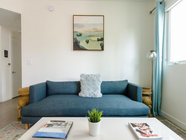 Los Angeles Home 1006572
