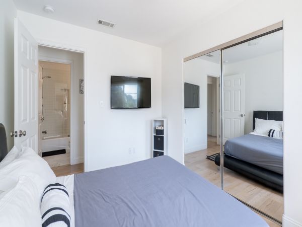 Los Angeles Home 1006573