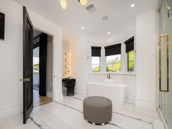 Los Angeles Home 1006576