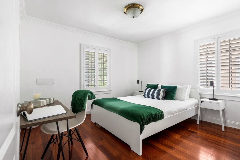 Los Angeles Home 1006577