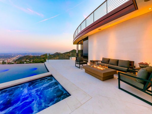 Los Angeles Home 1006581