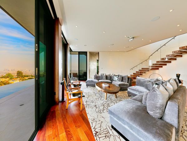 Los Angeles Home 1006581