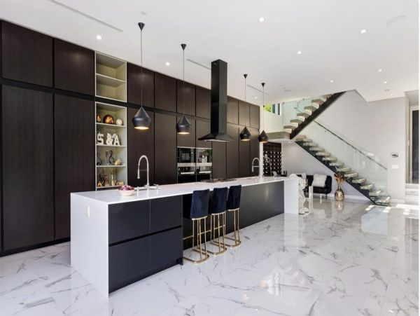 Los Angeles Home 1006583
