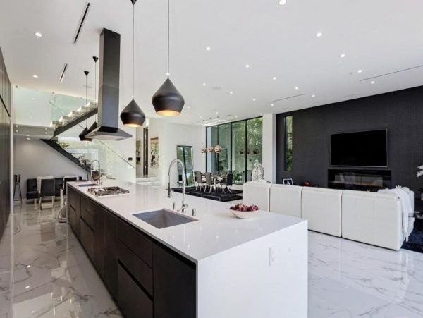 Los Angeles Home 1006583