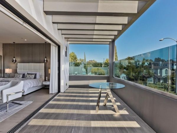 Los Angeles Home 1006583
