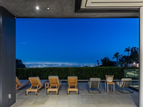Los Angeles Home 1006584