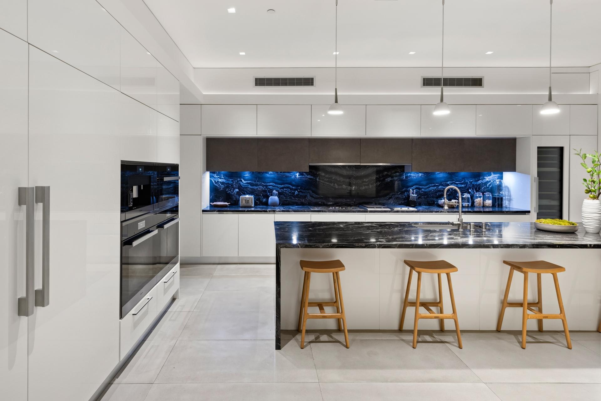 Los Angeles Home 1006584