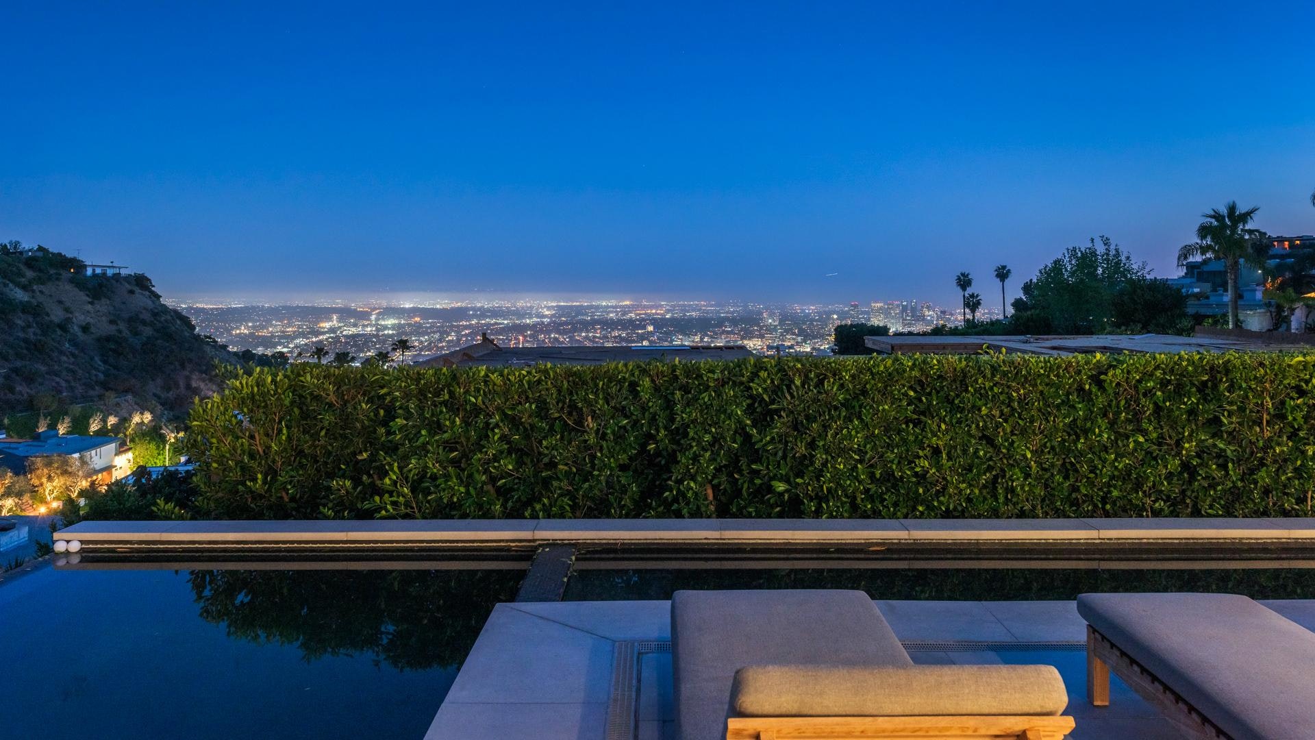 Los Angeles Home 1006584