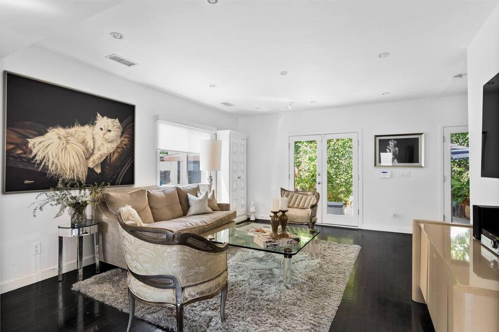 Los Angeles Home 1006586