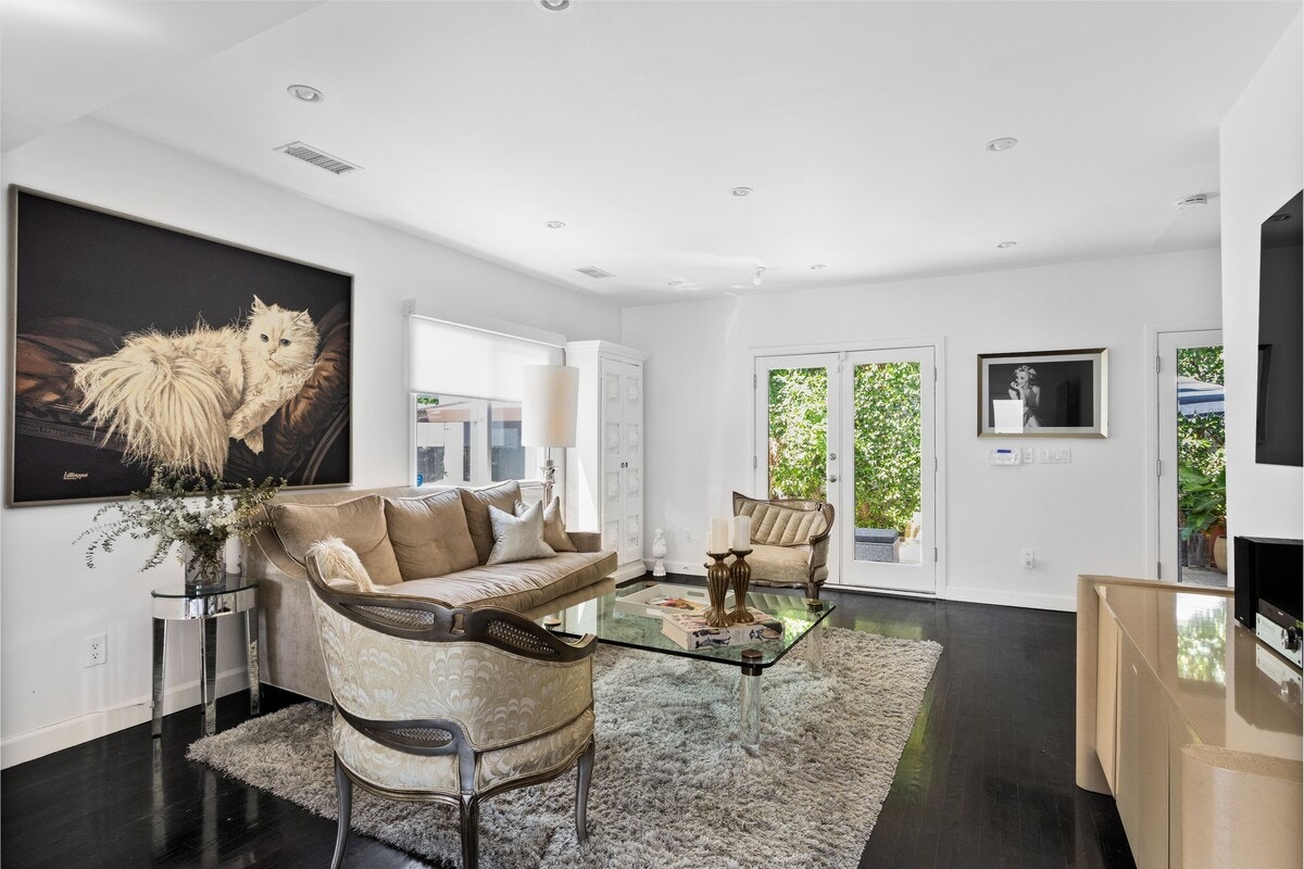Los Angeles Home 1006586