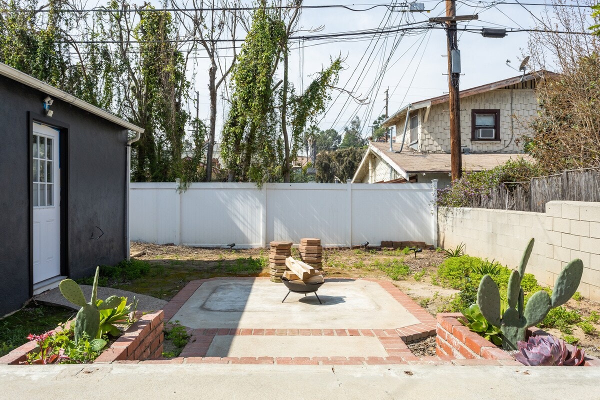 Los Angeles Home 1006590