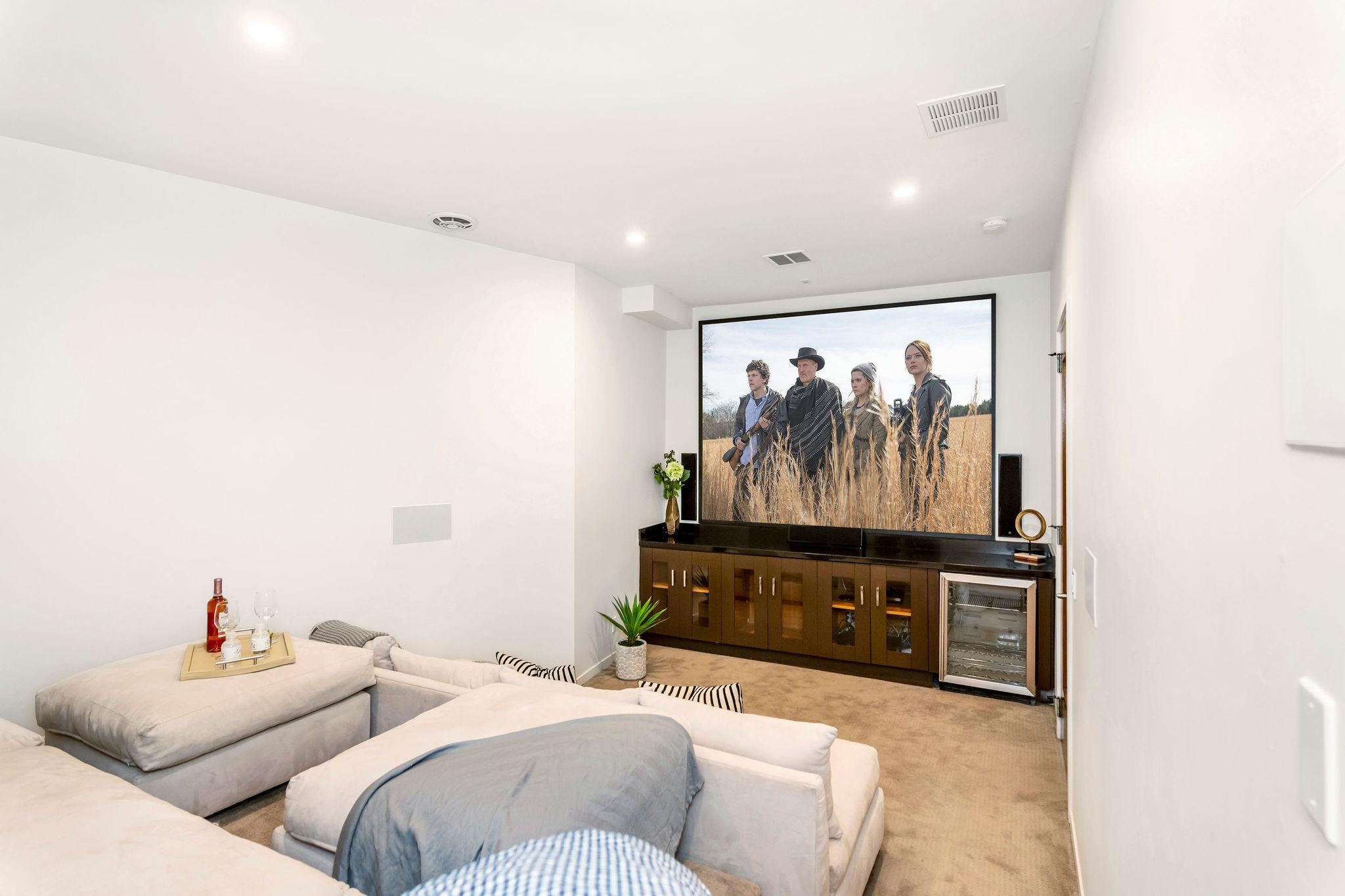 Los Angeles Home 1006594