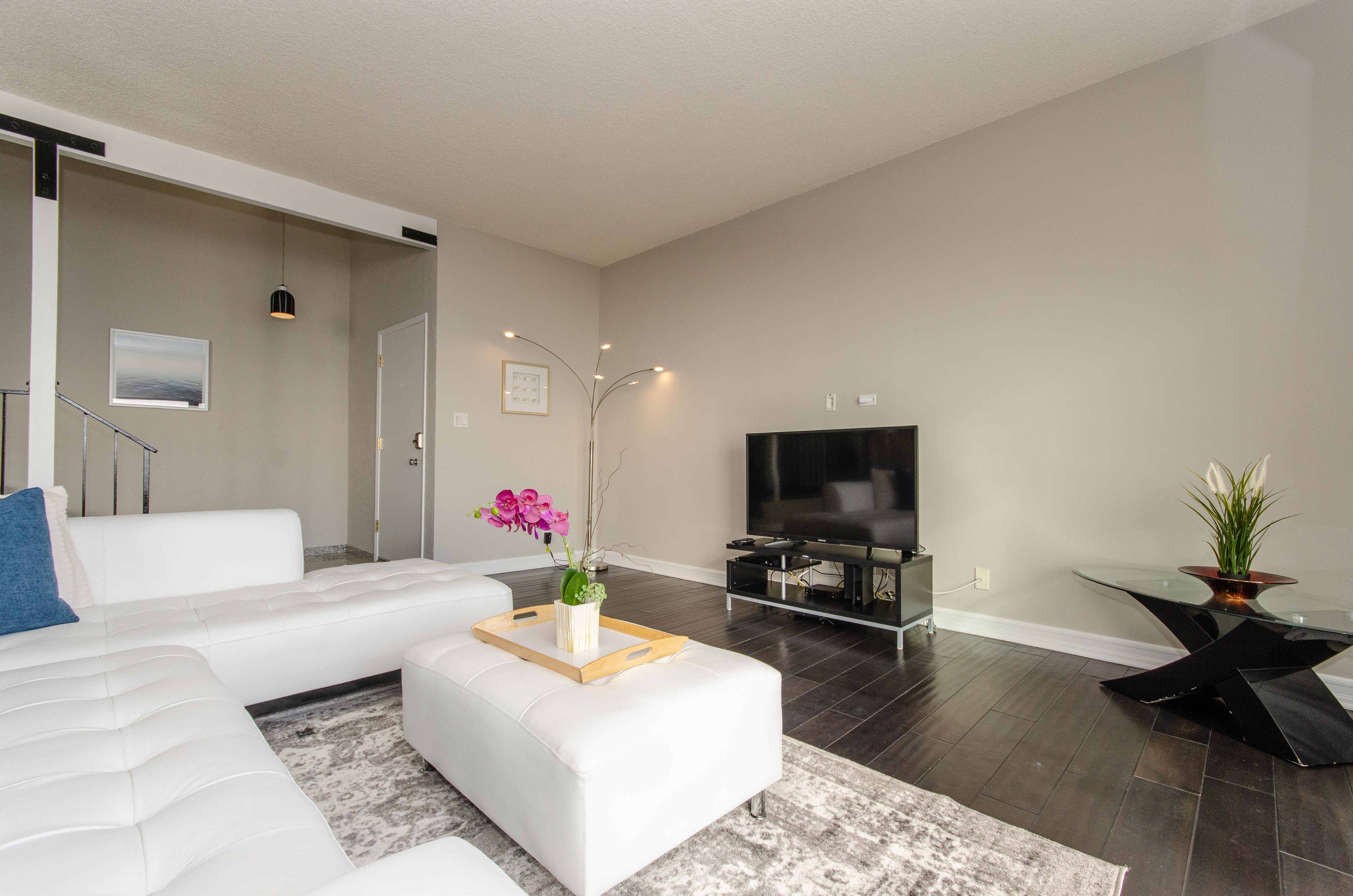 Los Angeles Home 1006596
