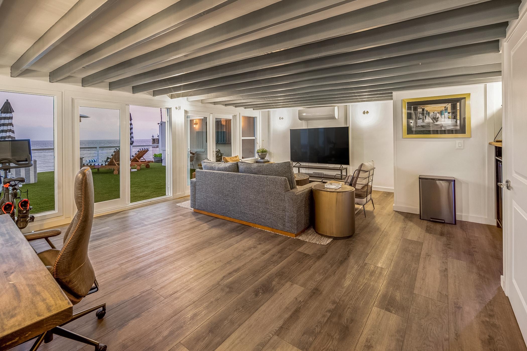 Los Angeles Home 1006599