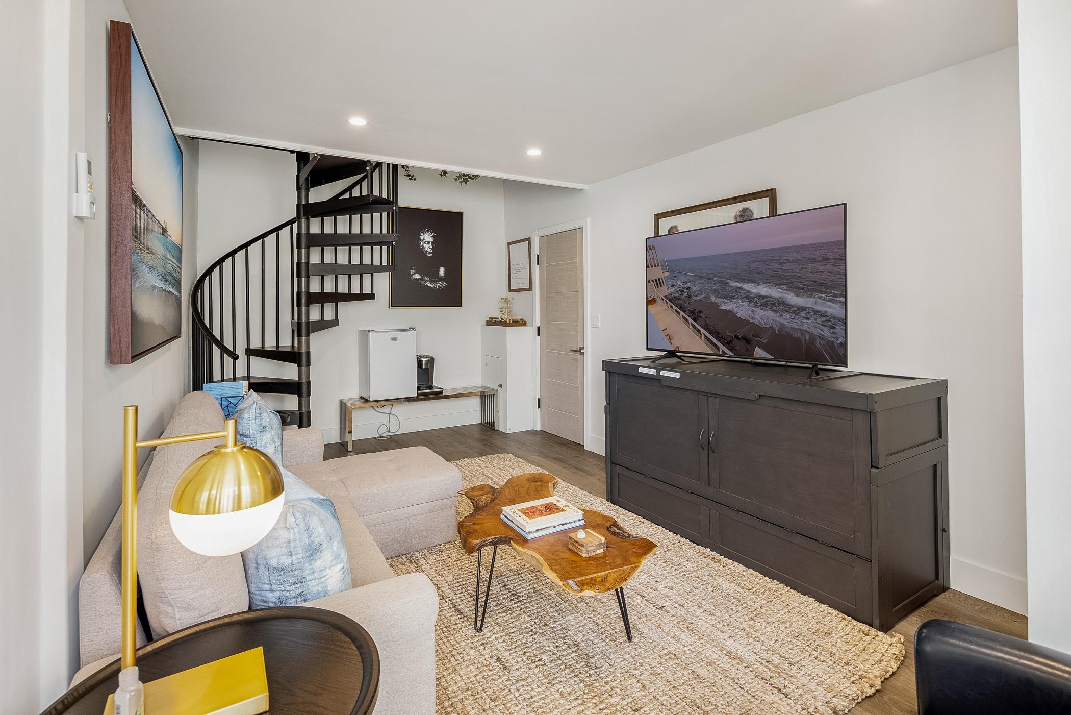 Los Angeles Home 1006599