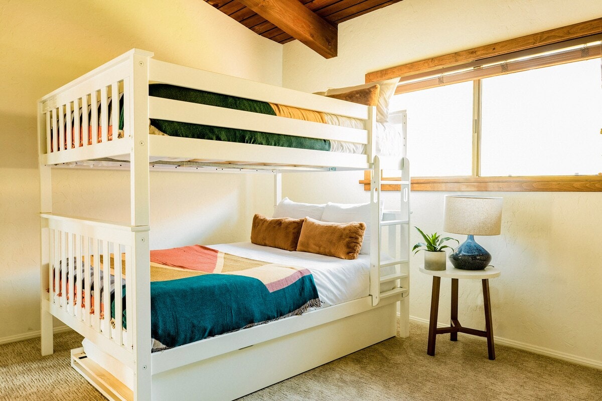 Los Angeles Home 1006607