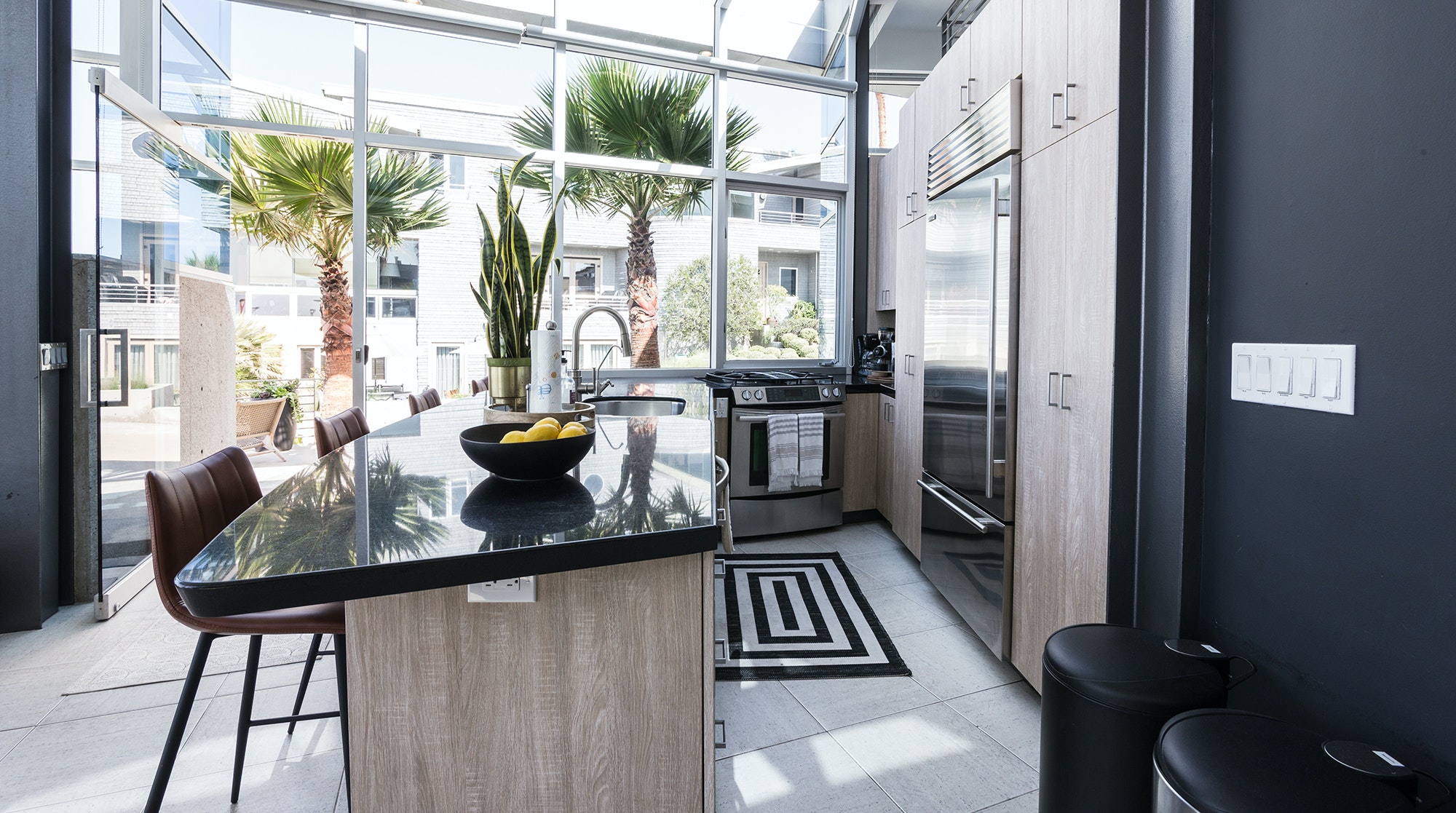 Los Angeles Home 1006610