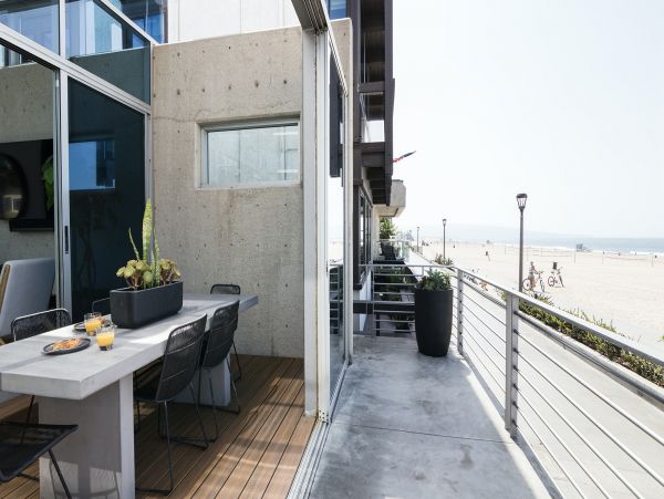 Los Angeles Home 1006610