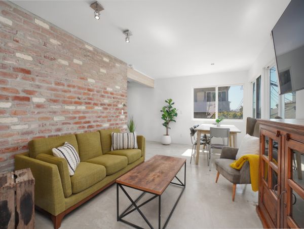 Los Angeles Home 1006611