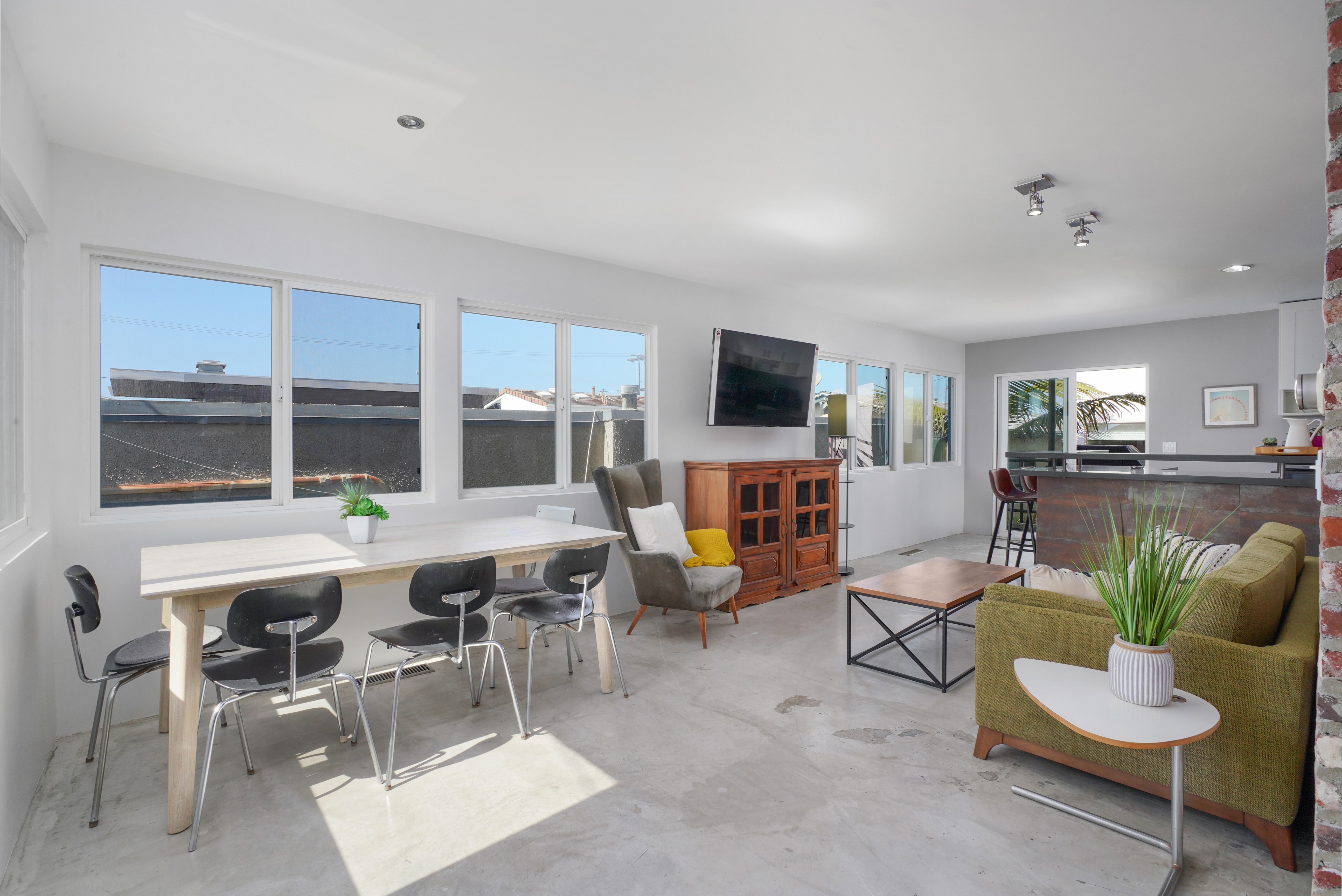 Los Angeles Home 1006611
