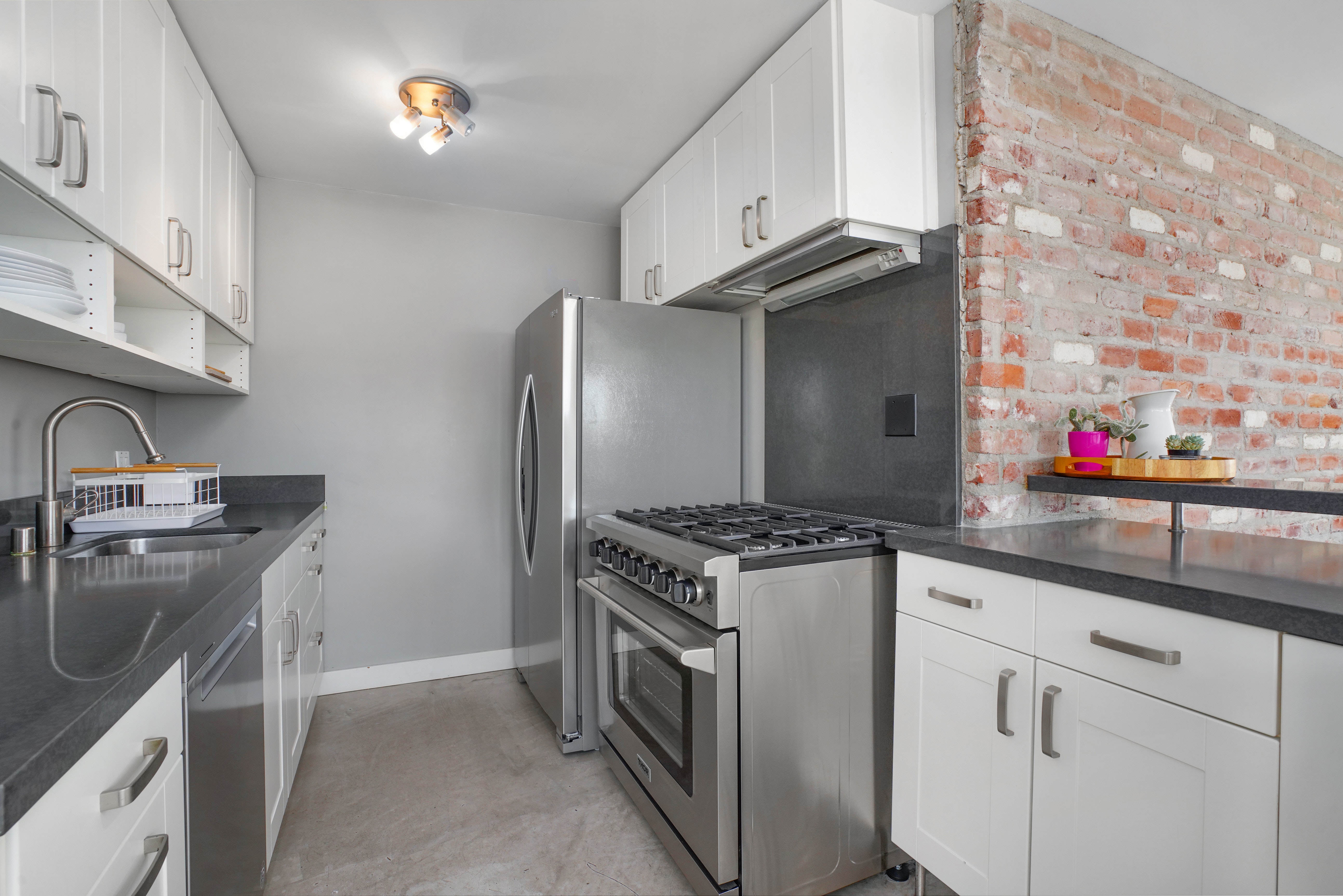 Los Angeles Home 1006611