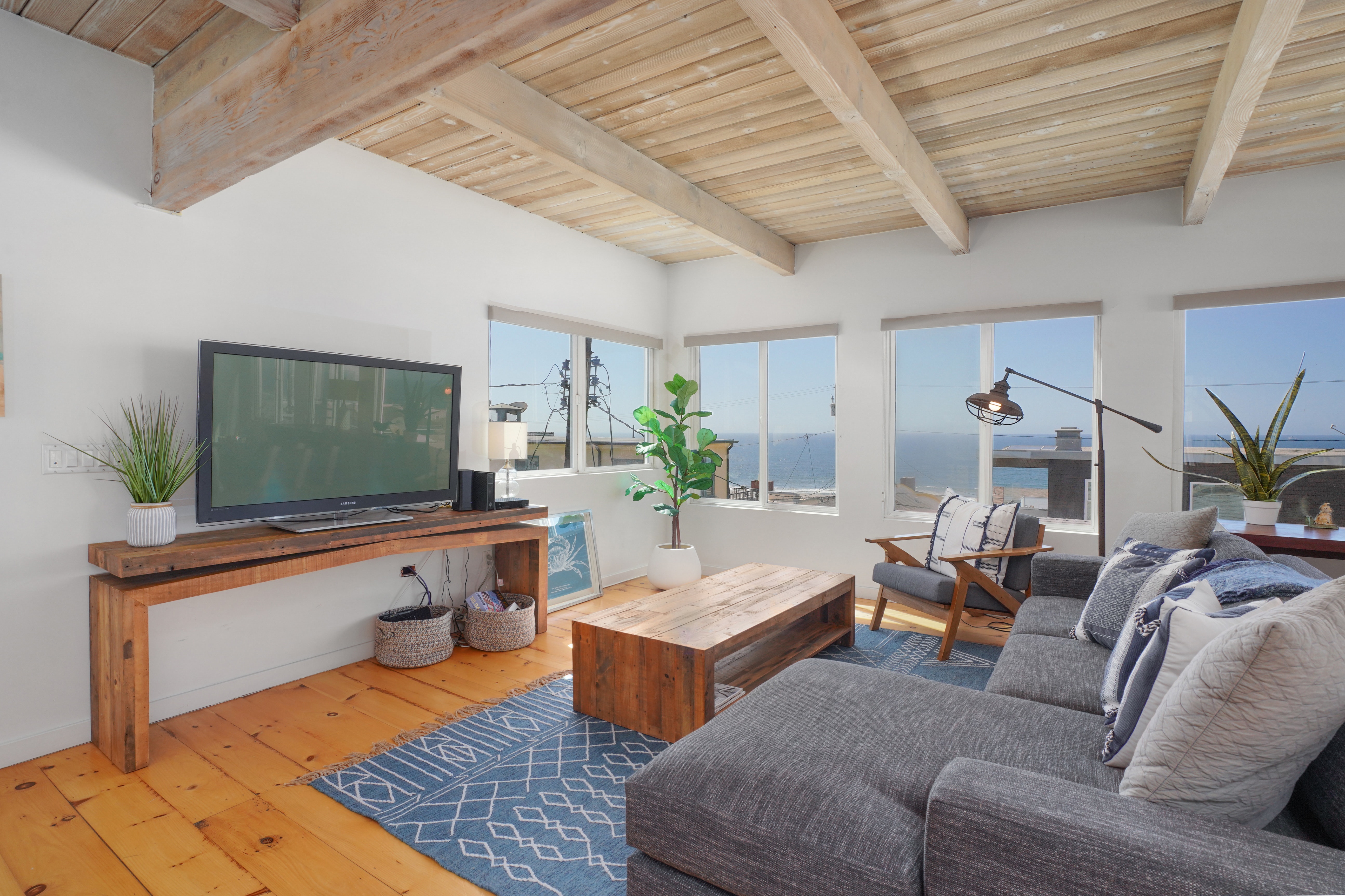 Los Angeles Home 1006611