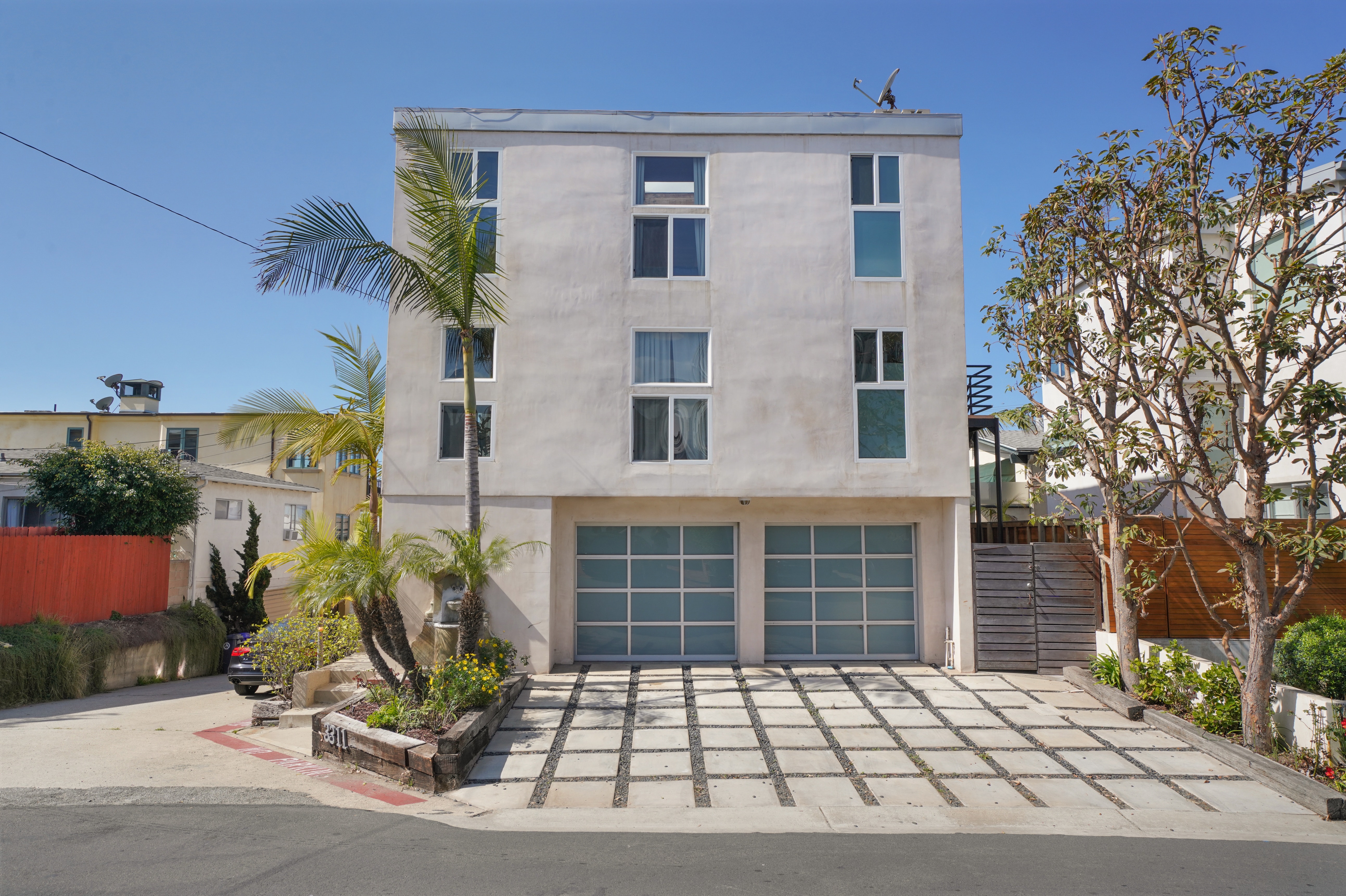 Los Angeles Home 1006611