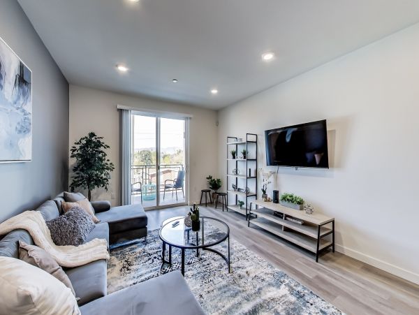 Los Angeles Home 1006612