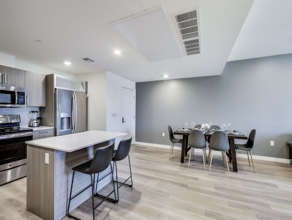 Los Angeles Home 1006612