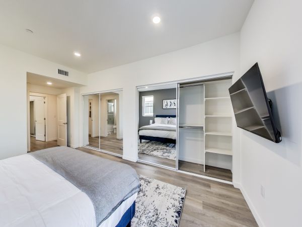 Los Angeles Home 1006612