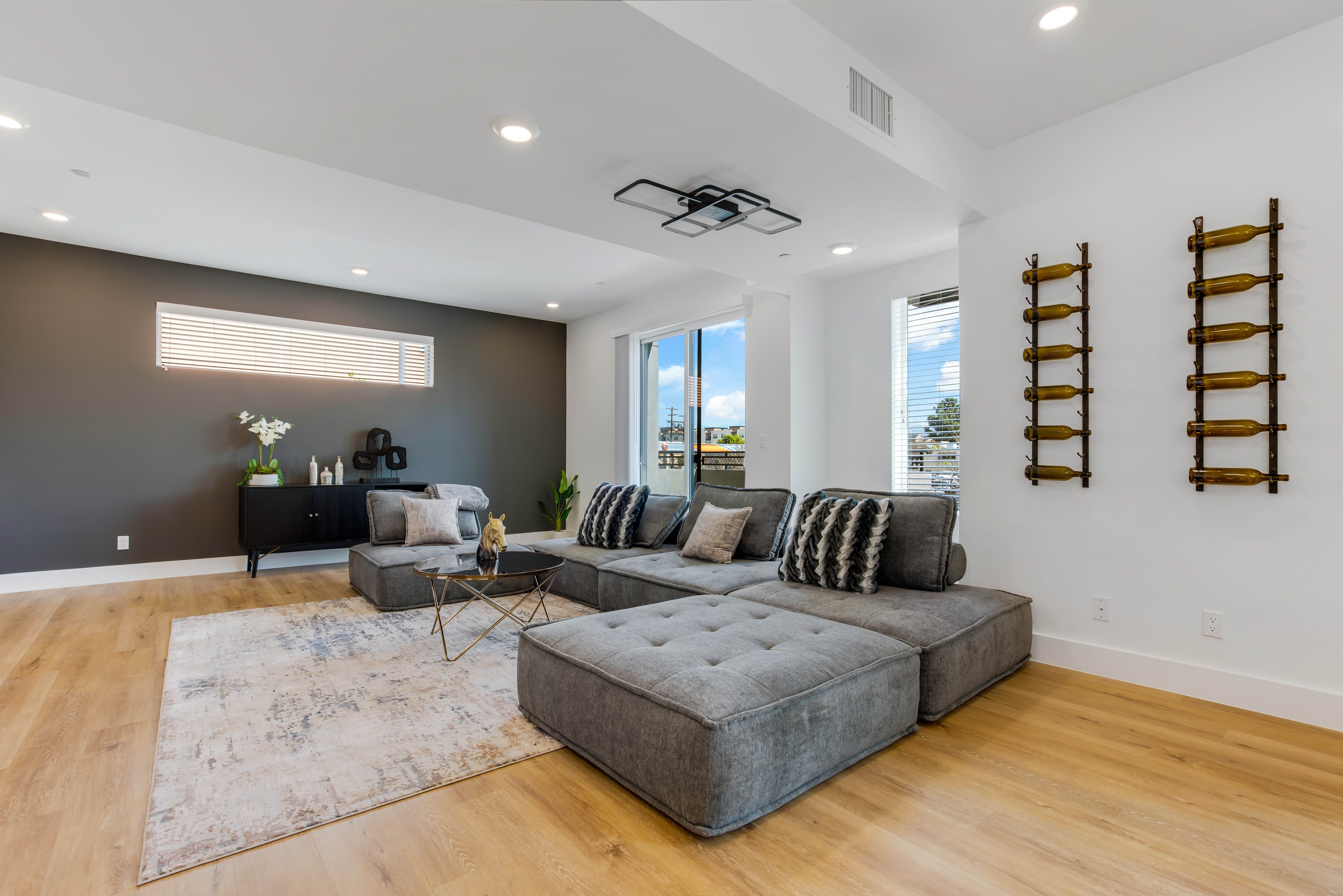 Los Angeles Home 1006614