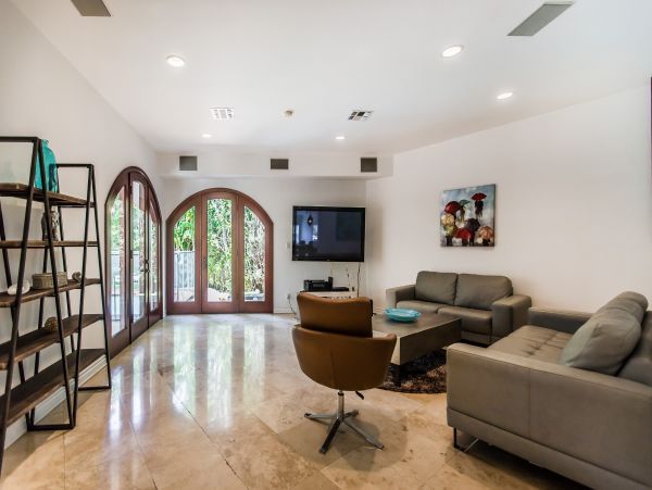 Los Angeles Home 1006618