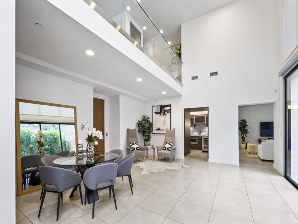 Los Angeles Home 1006623