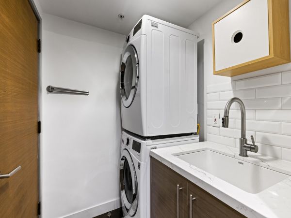 Los Angeles Home 1006623