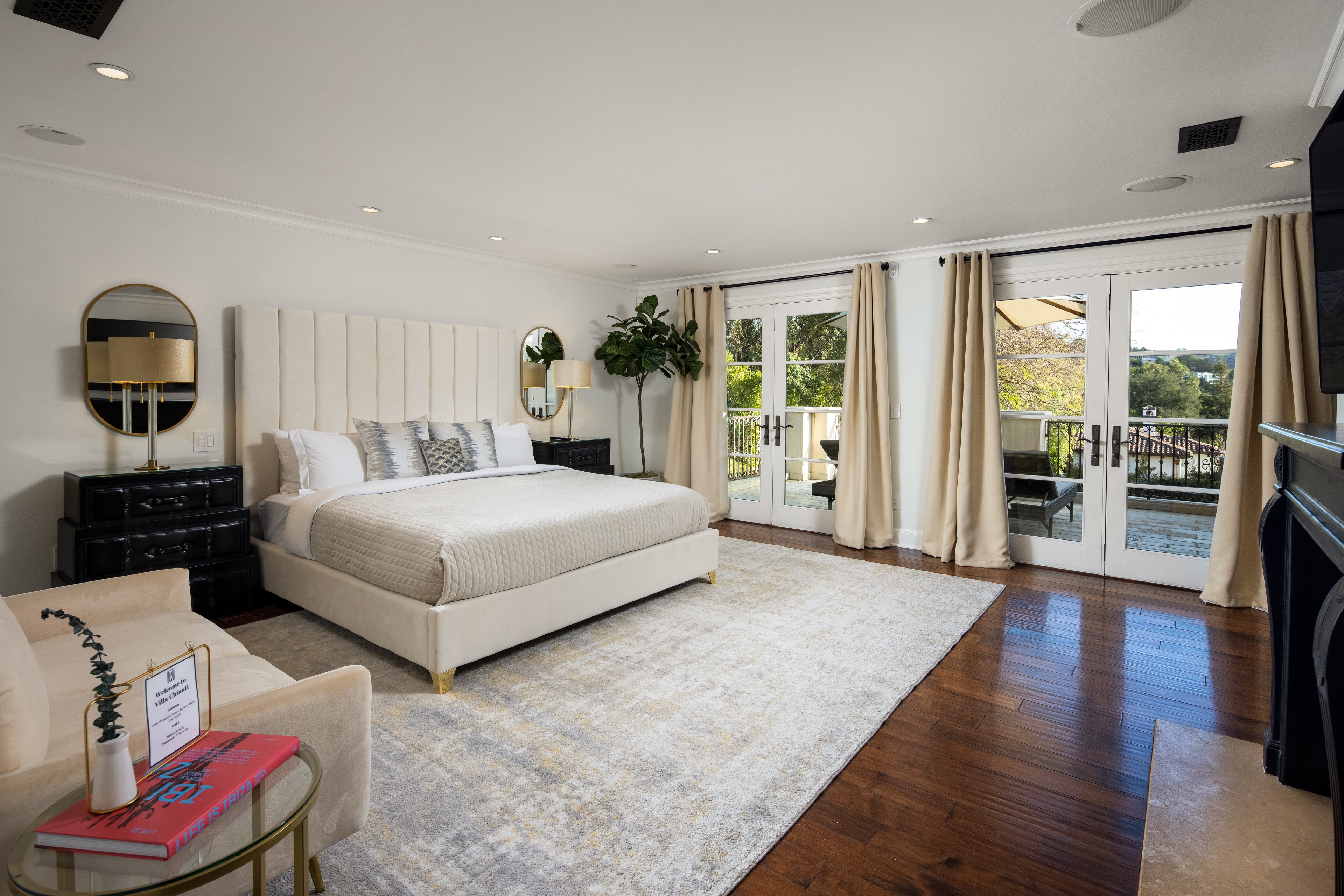 Los Angeles Home 1006629