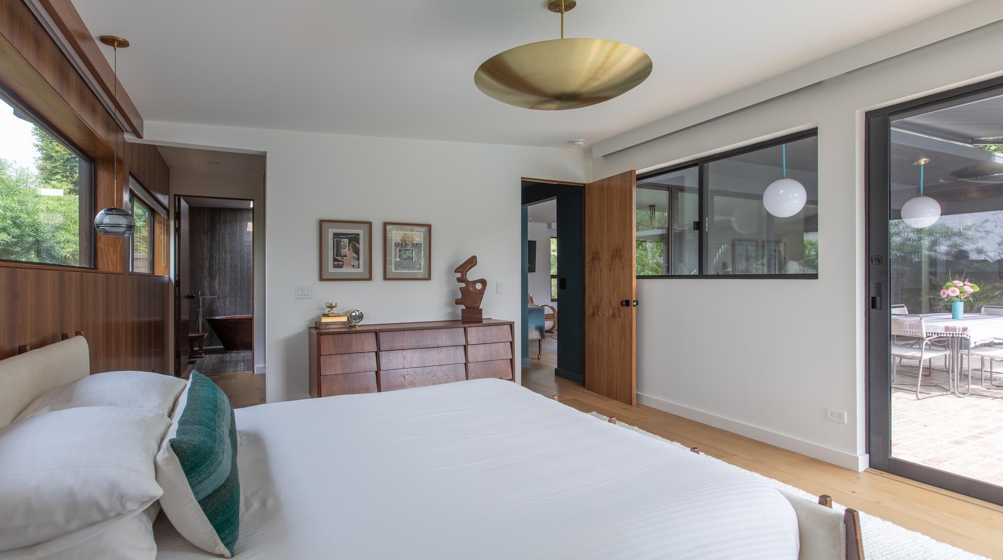 Los Angeles Home 1006630