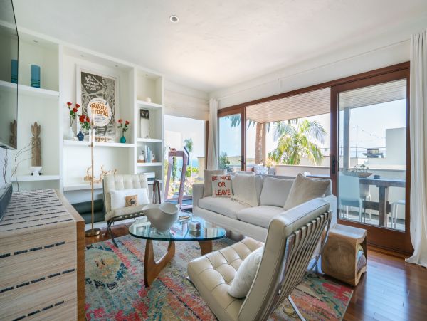 Los Angeles Home 1006634